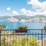 Verdin By Interhome