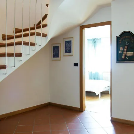 Verdin By Interhome Nyaraló *